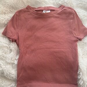 Divided coral ribbed crop-top